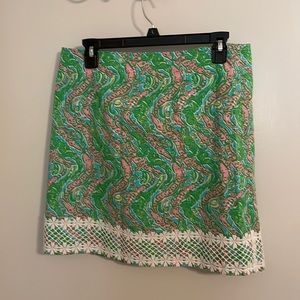 Great condition Lilly skirt alligator print size 8